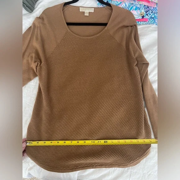 Michael Kors Sweater - Picture 3 of 7